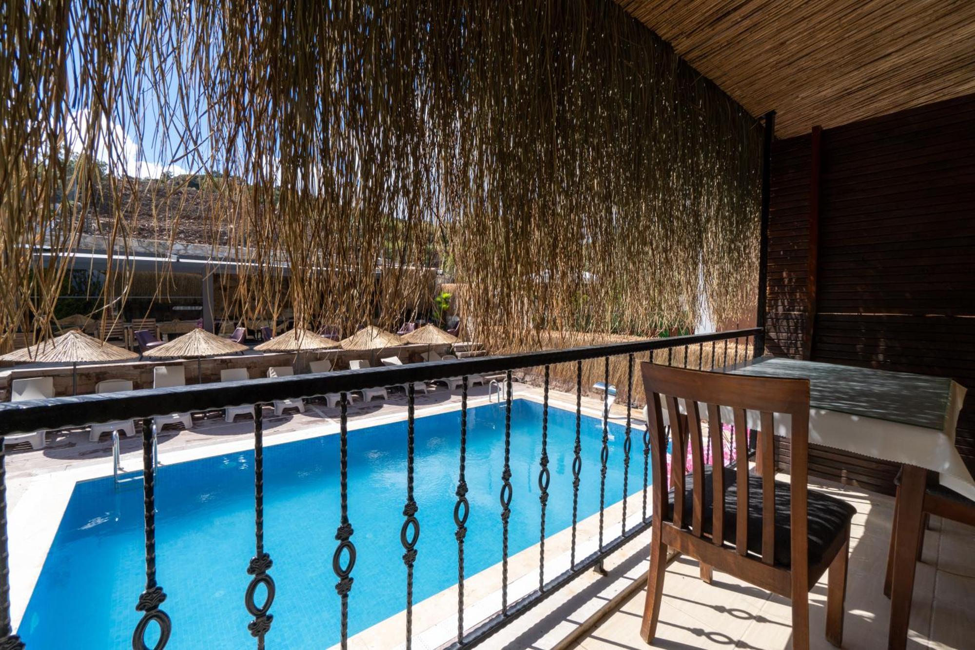 Stone House Butik Otel Измир Экстерьер фото