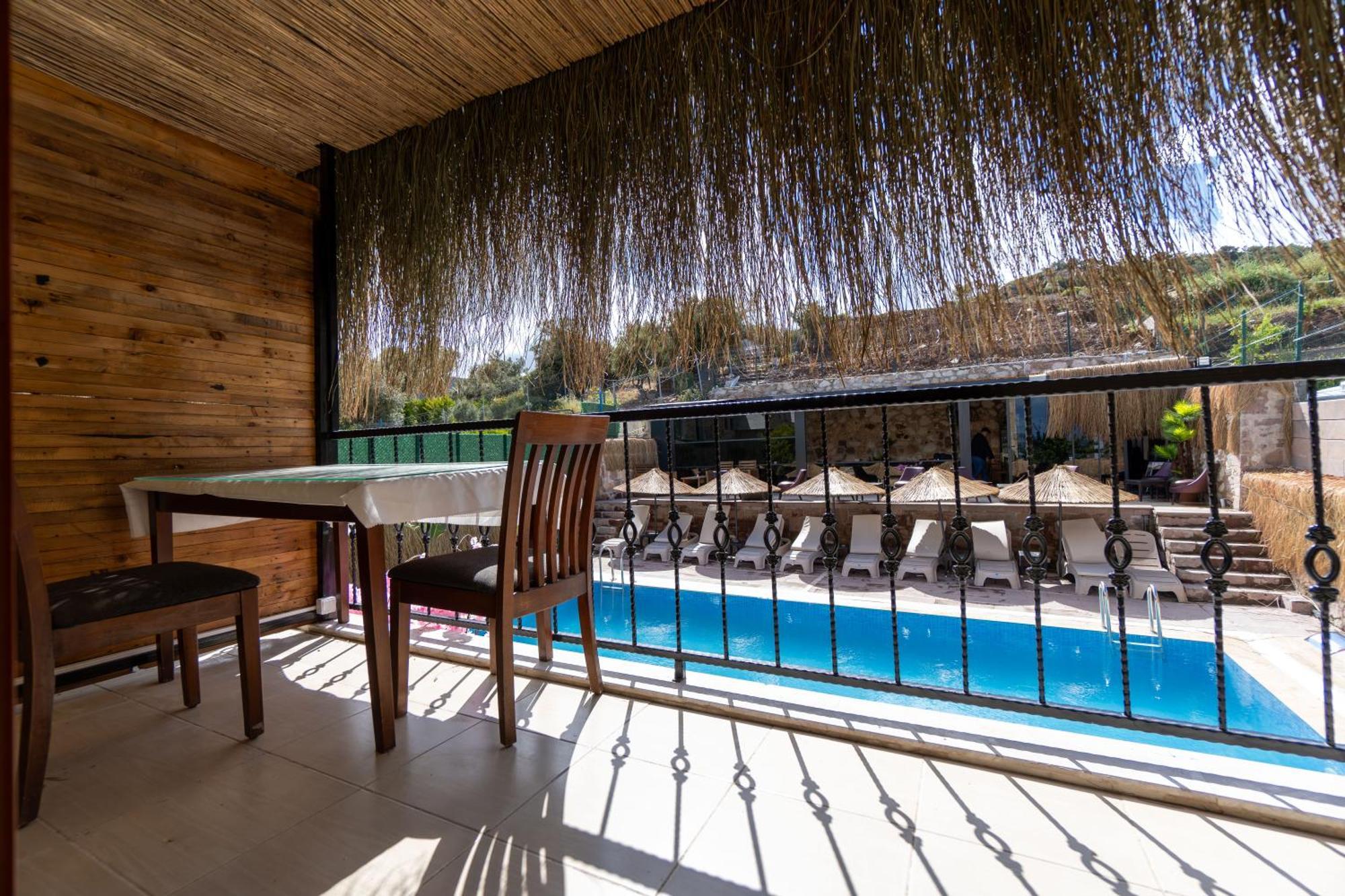 Stone House Butik Otel Измир Экстерьер фото